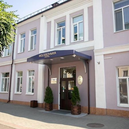 Molodezhnaya Hotel Брест Екстериор снимка