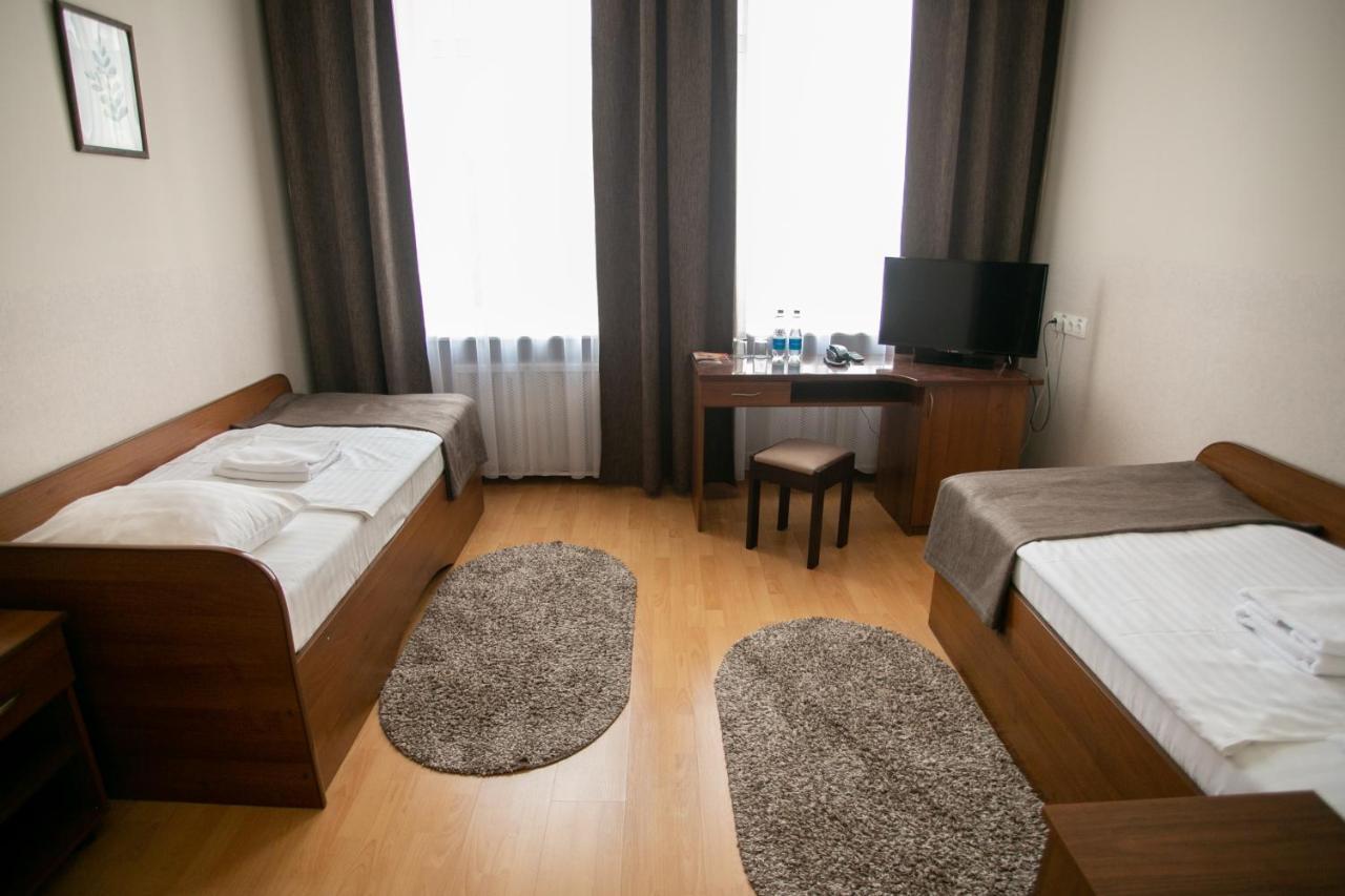 Molodezhnaya Hotel Брест Екстериор снимка