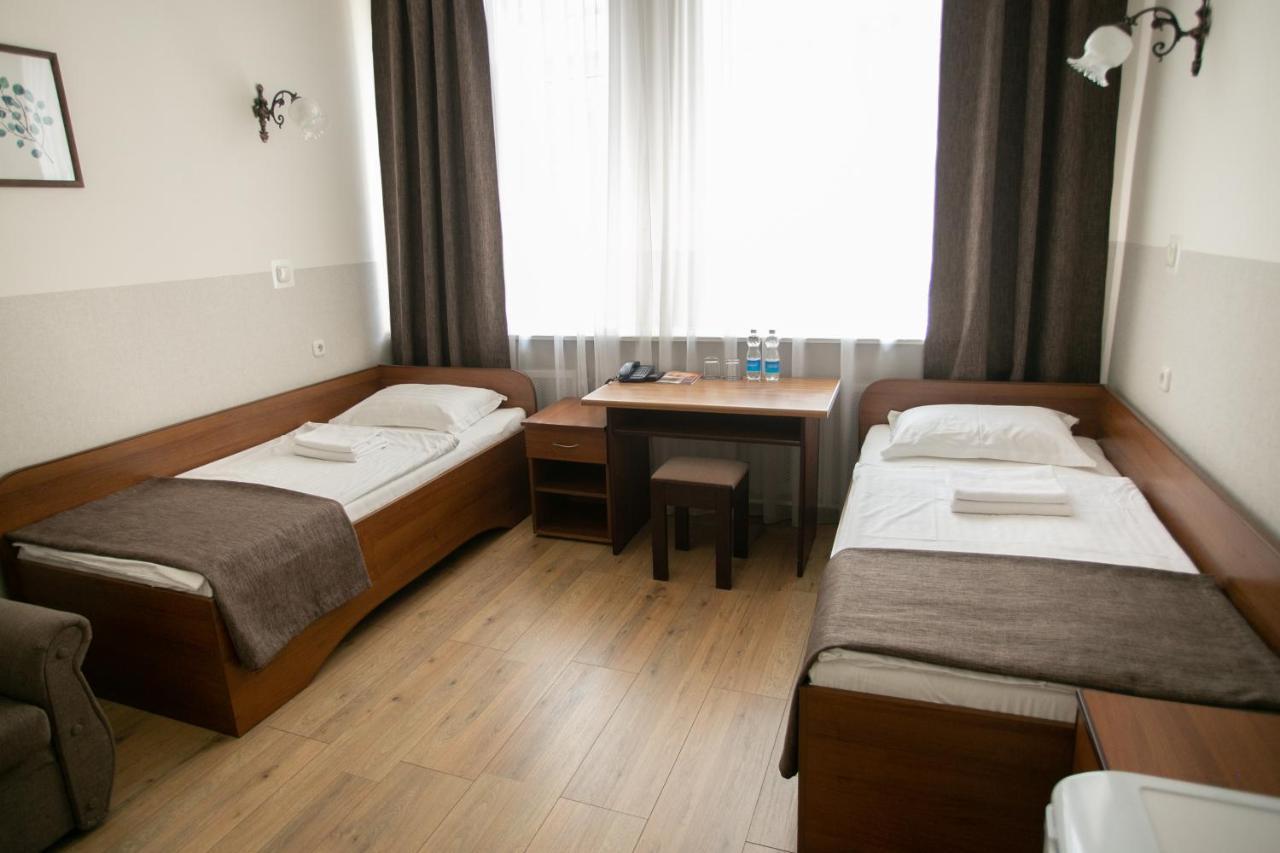 Molodezhnaya Hotel Брест Екстериор снимка